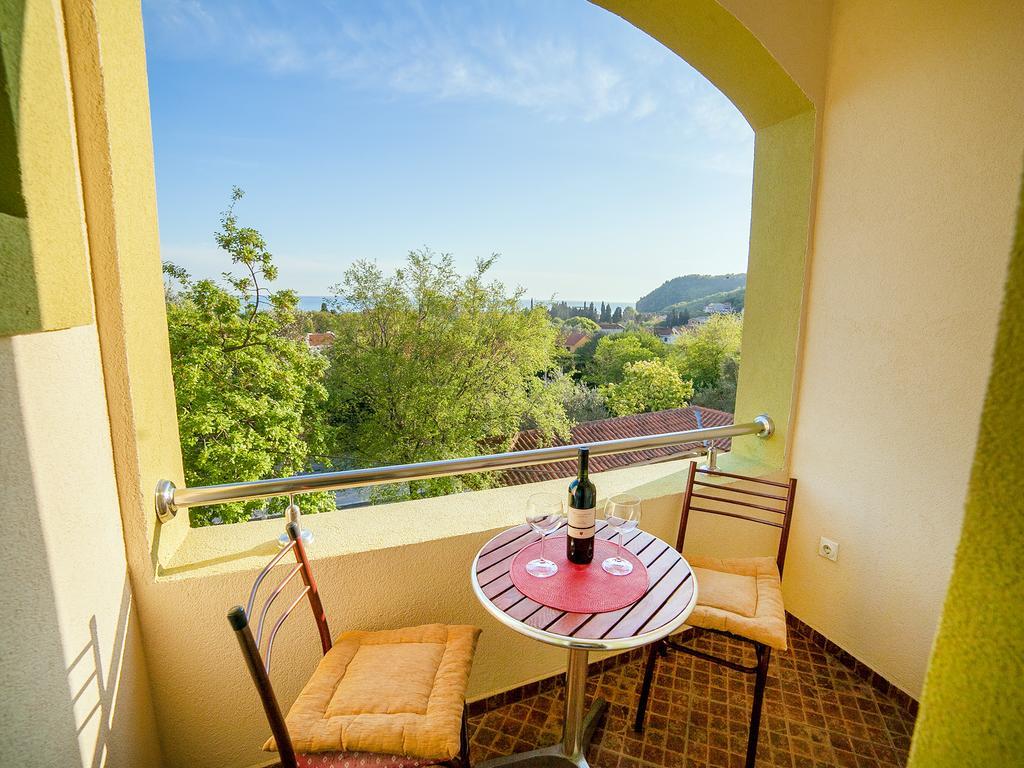 Hotel Pansion Nobel Petrovac na moru Zimmer foto