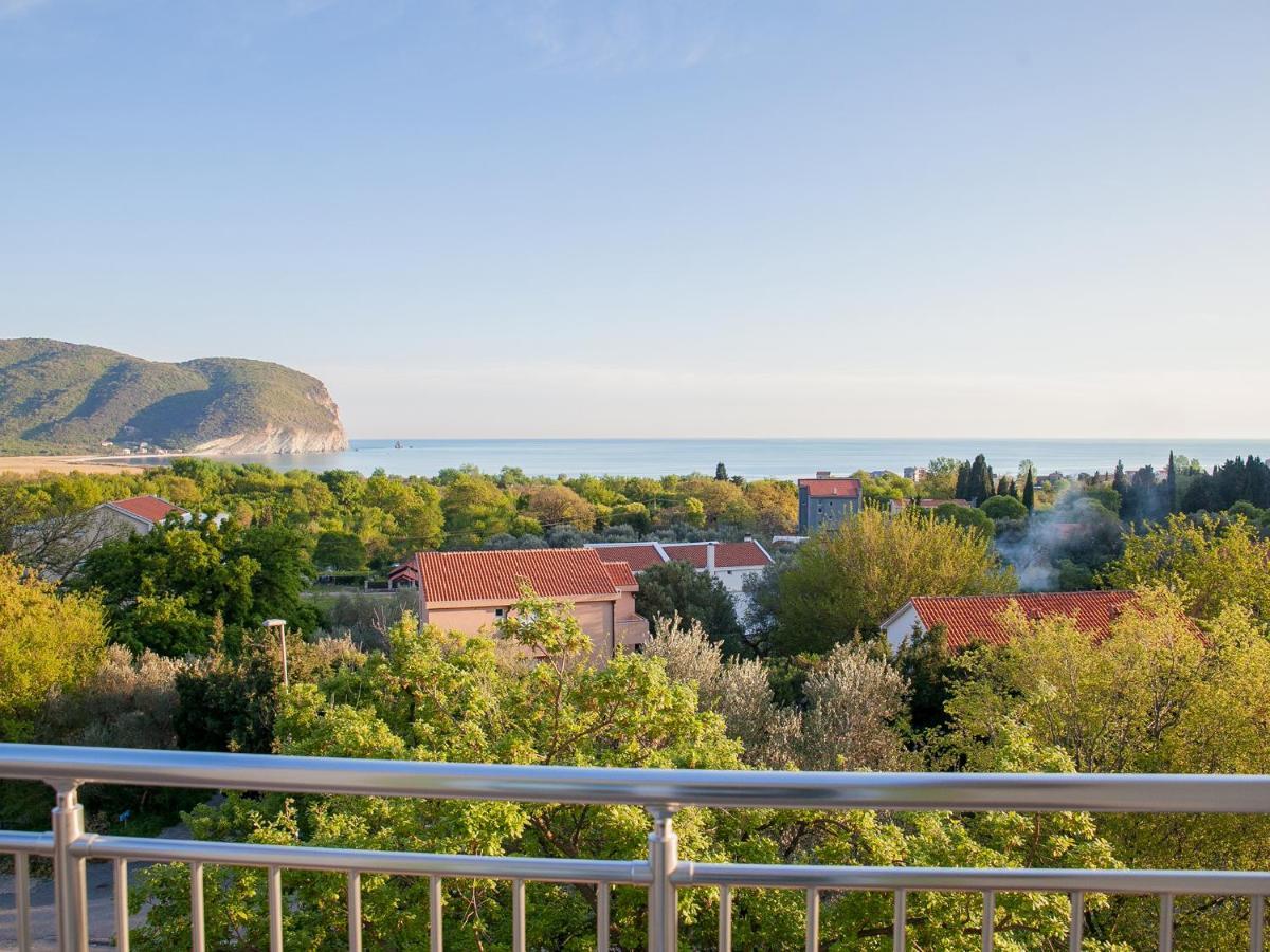Hotel Pansion Nobel Petrovac na moru Exterior foto
