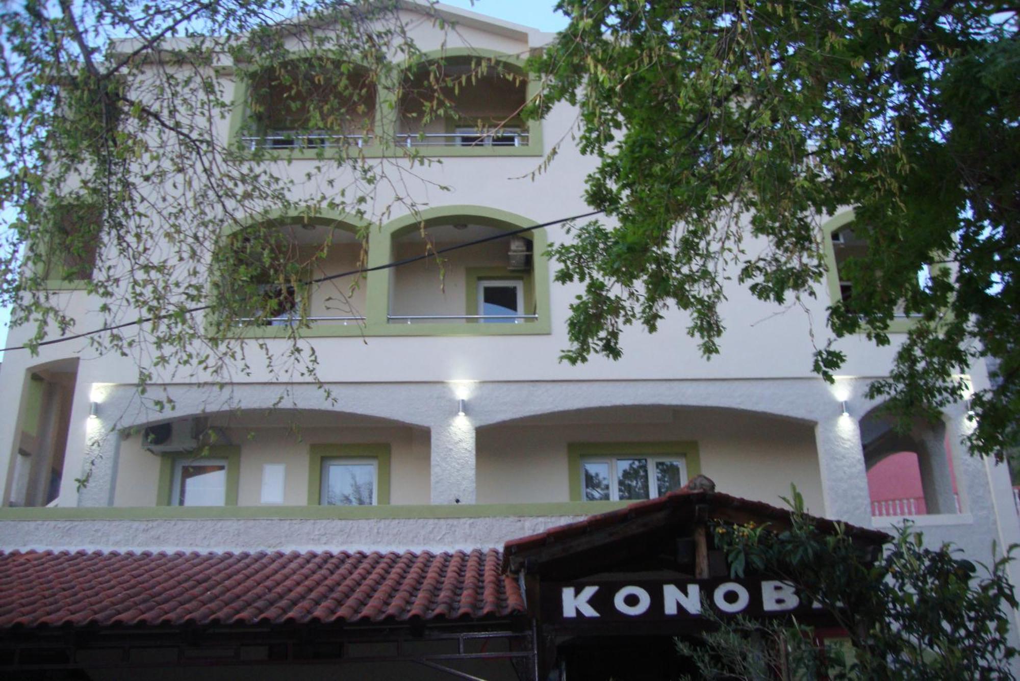 Hotel Pansion Nobel Petrovac na moru Exterior foto