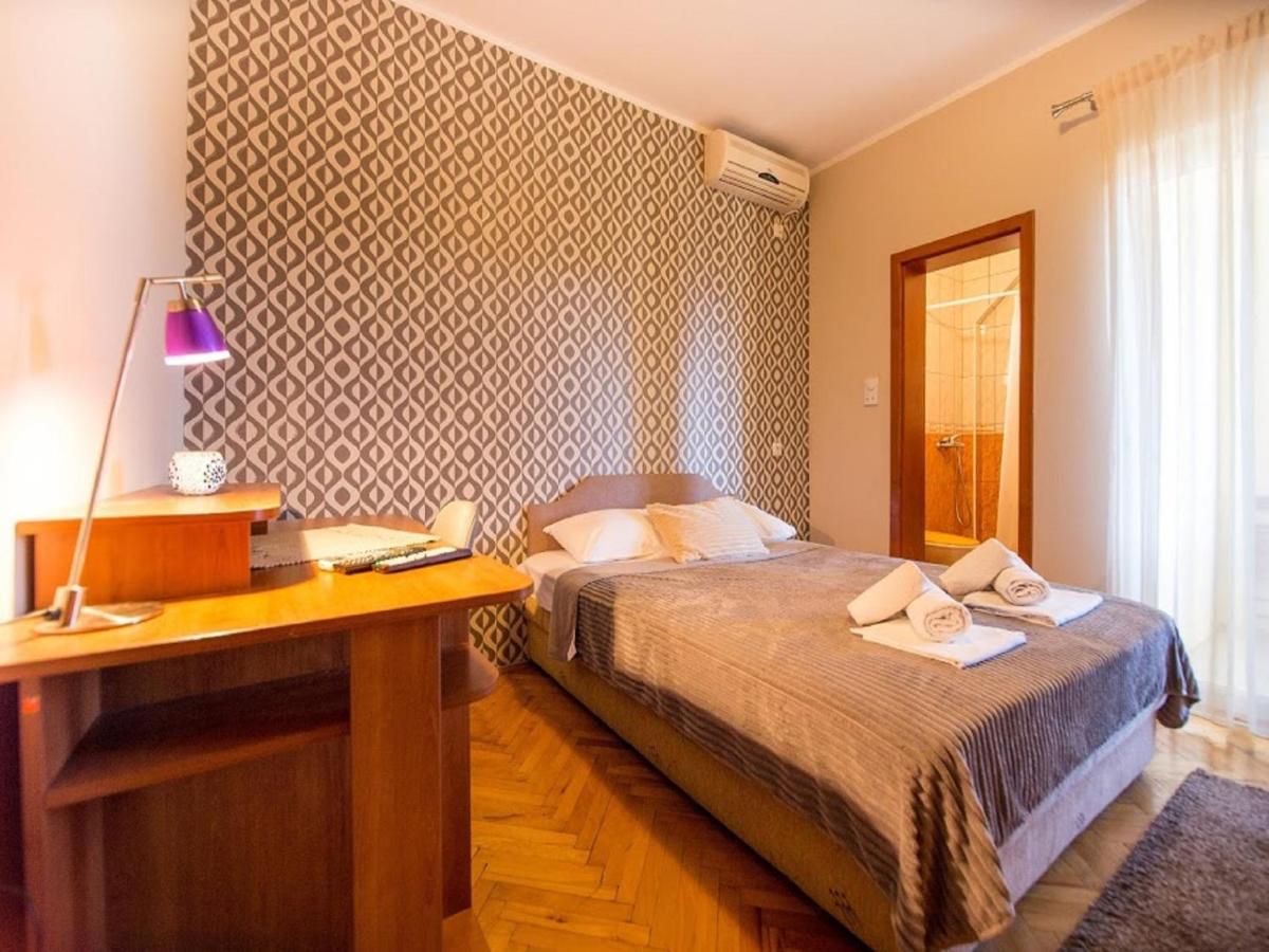 Hotel Pansion Nobel Petrovac na moru Exterior foto